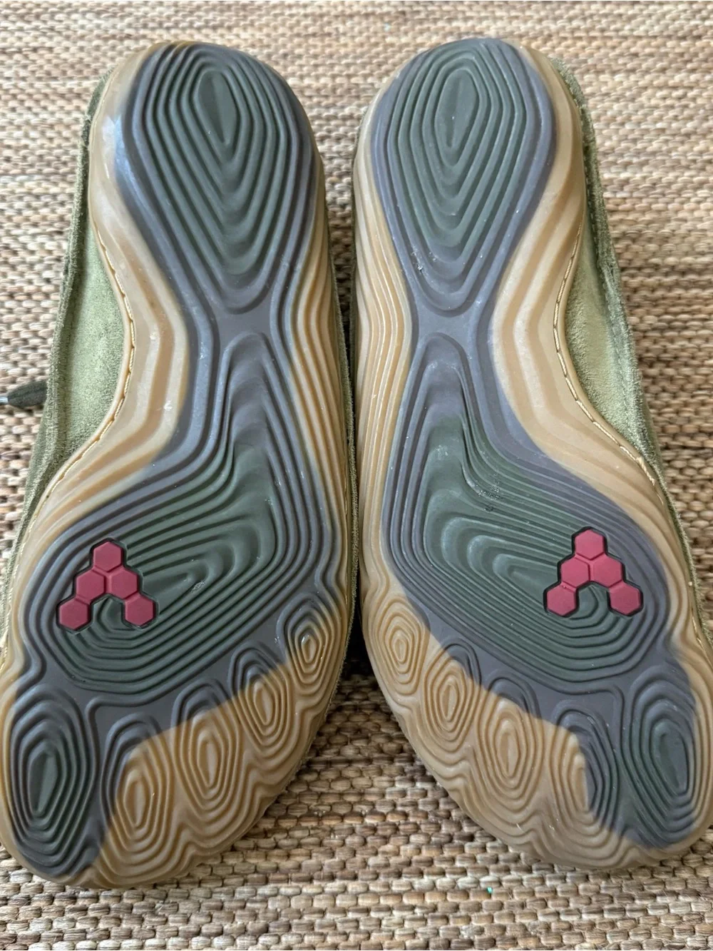 Vivo barefoot lightweight minimalist